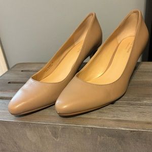 🌺SALE🌺Cole Haan nude pump heels